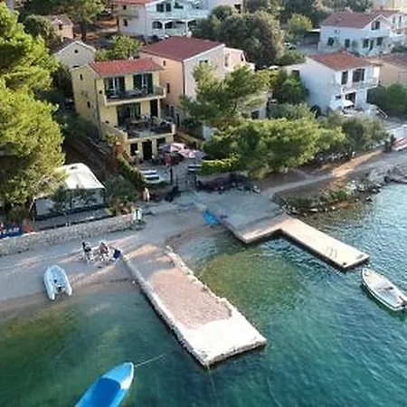 Al Mare Apartment Grebastica